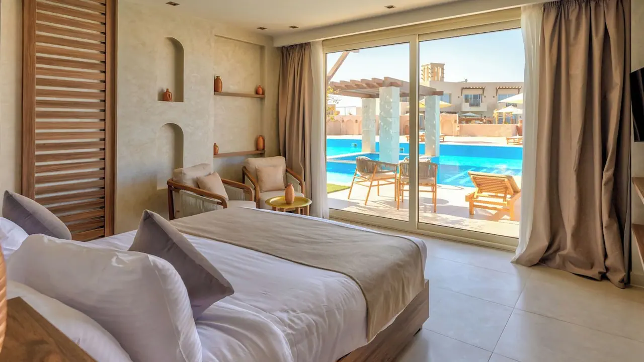 الفندق ترو بيتش ريزورت - مرسى علم